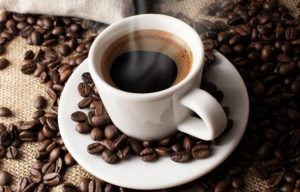 Lee más sobre el artículo Consumo de café y ¿Cómo podría afectar la calidad de tu sueño?